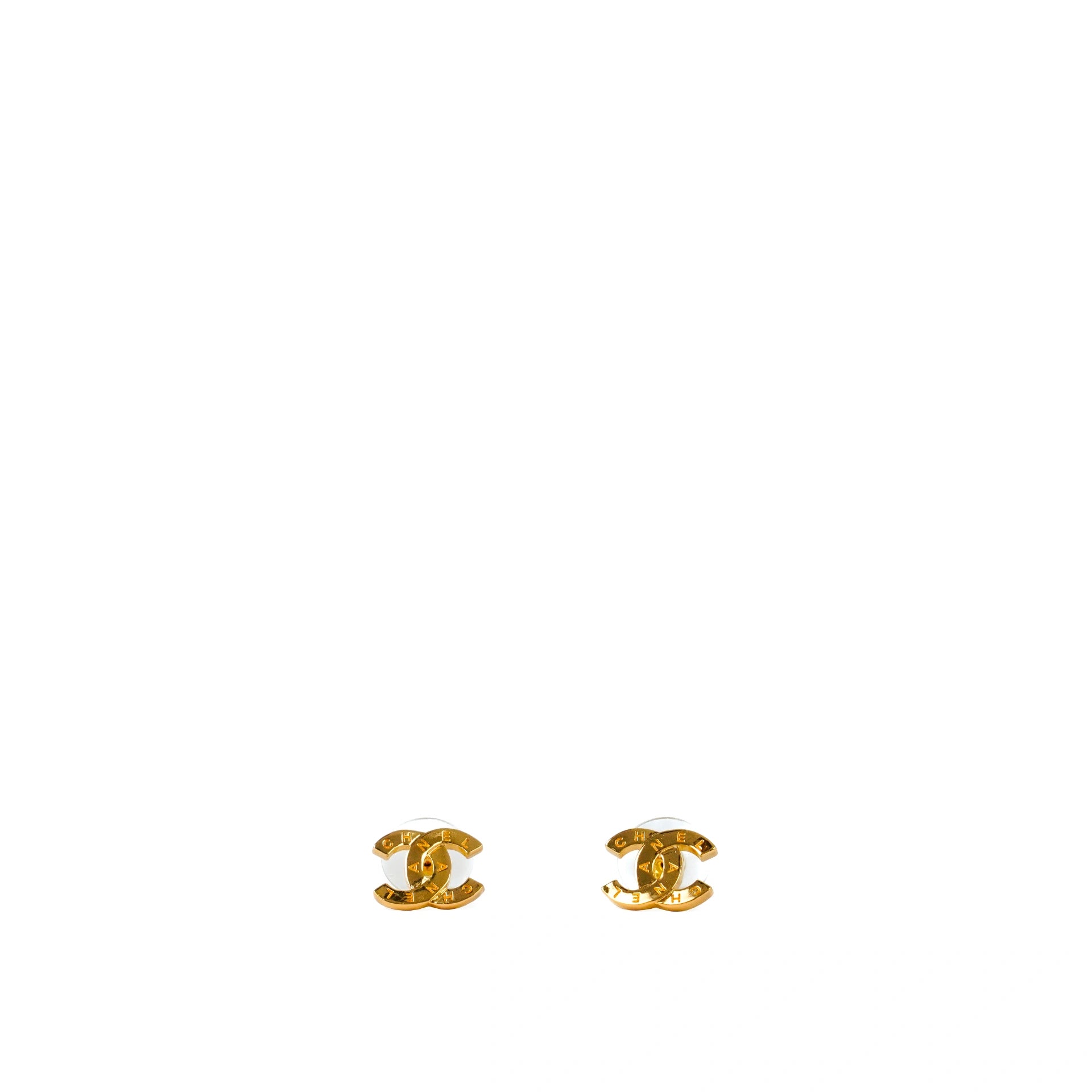 Chanel CC Earrings Gold