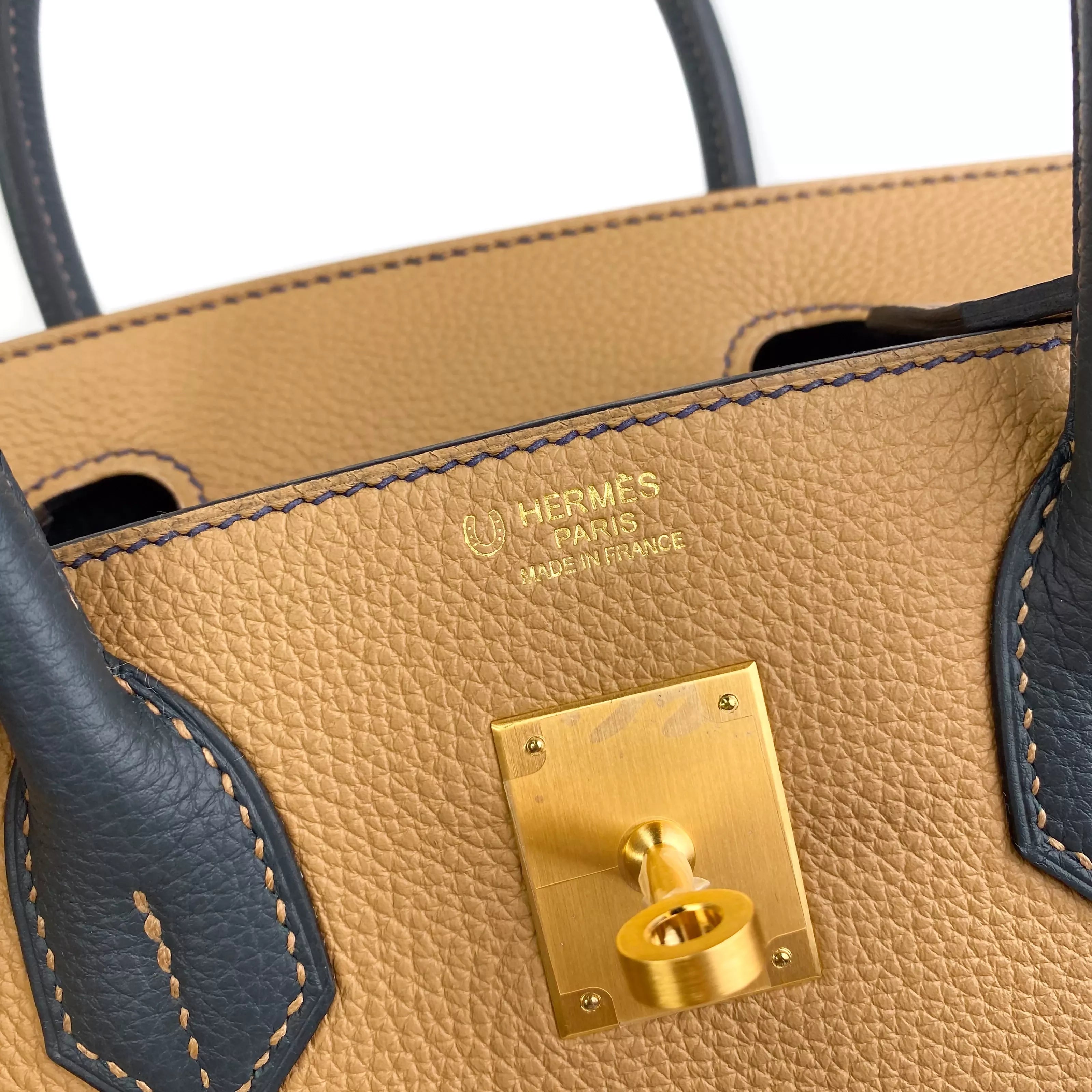 Hermes Birkin 25 Clemence Leather Bicolour Biscuit & Blue nuit GHW Detail 2