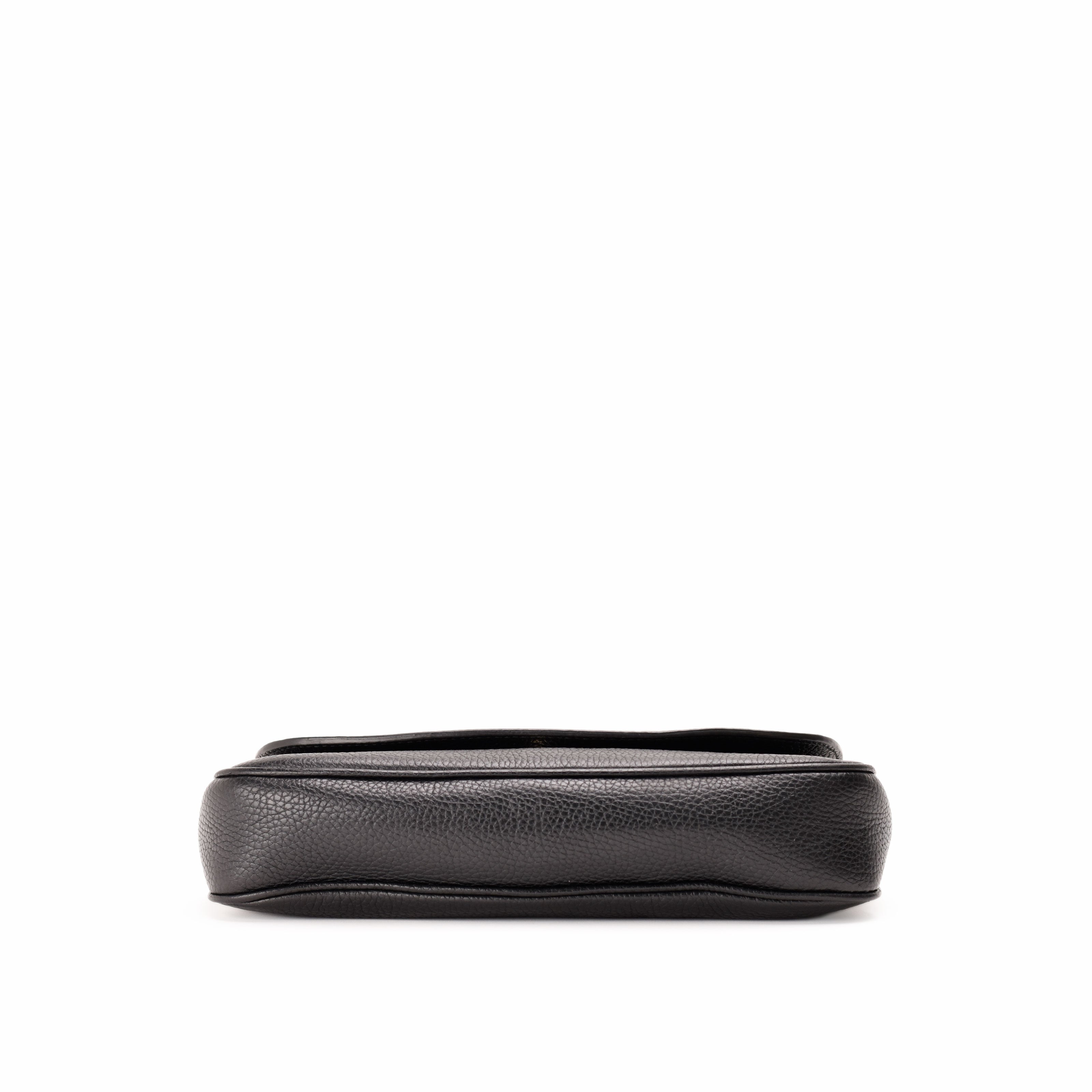 Gucci Black Pebbled Leather Soho Chain Flap Shoulder Bag