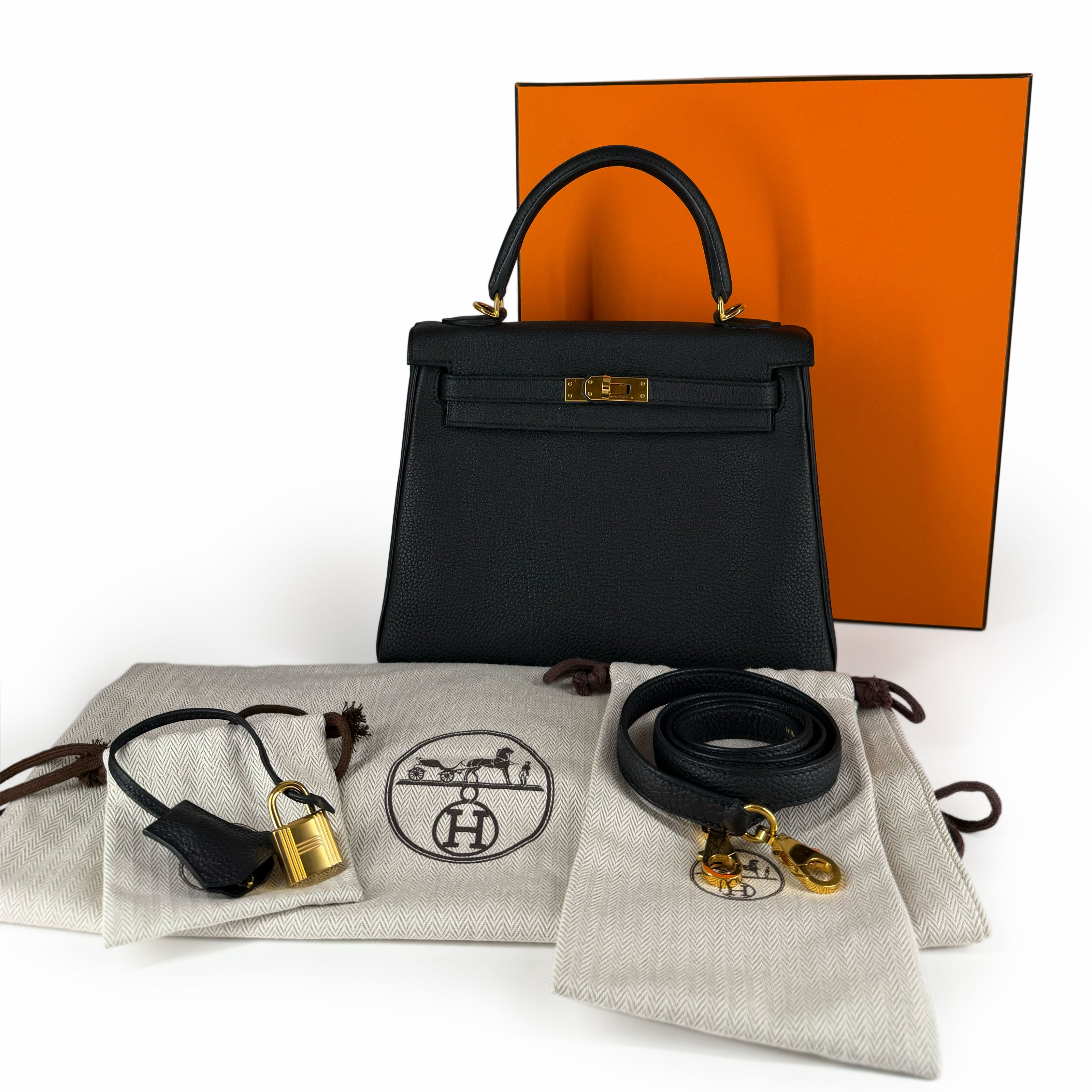 Hermès Kelly 25 Black Togo GHW