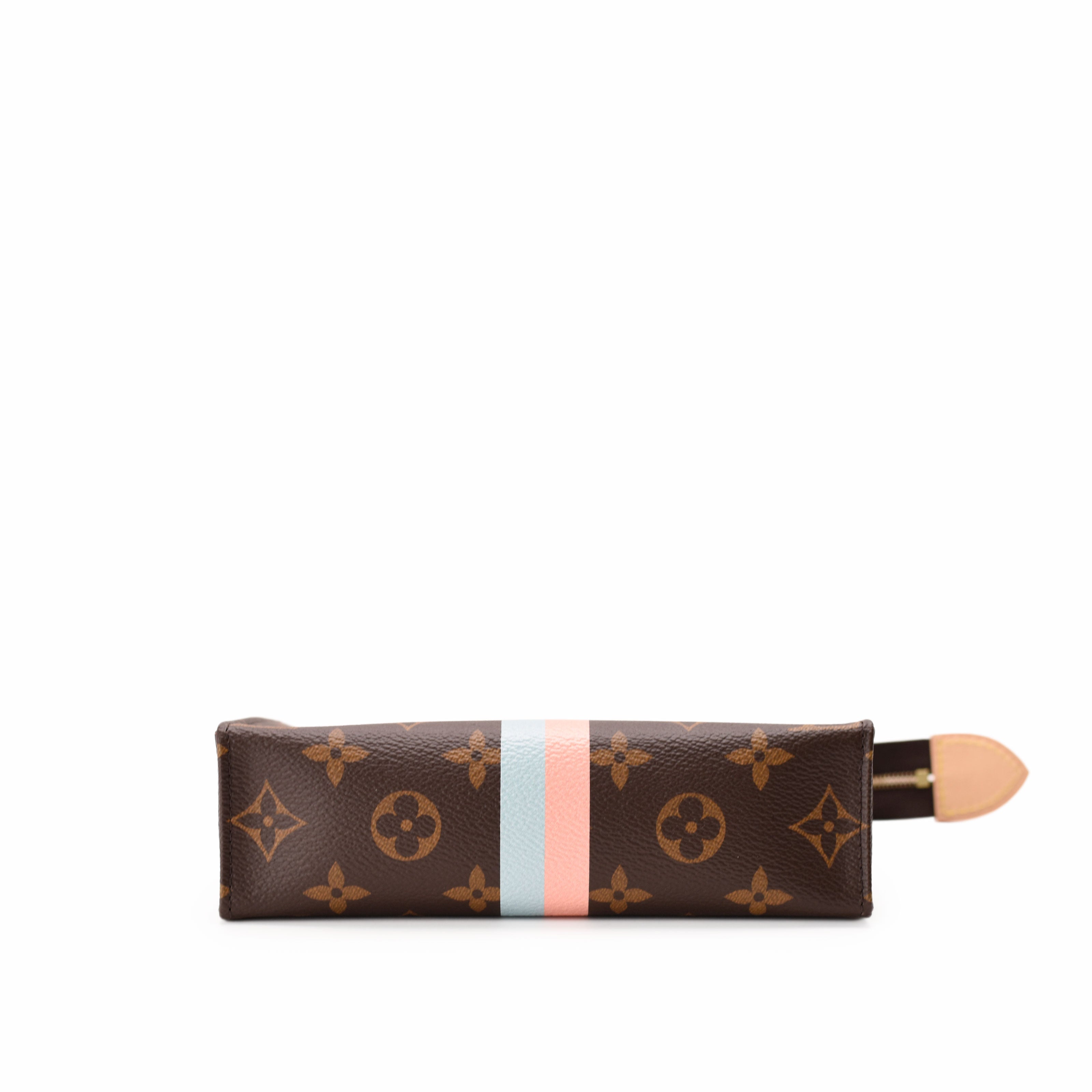 Louis Vuitton Poche Toilette MM