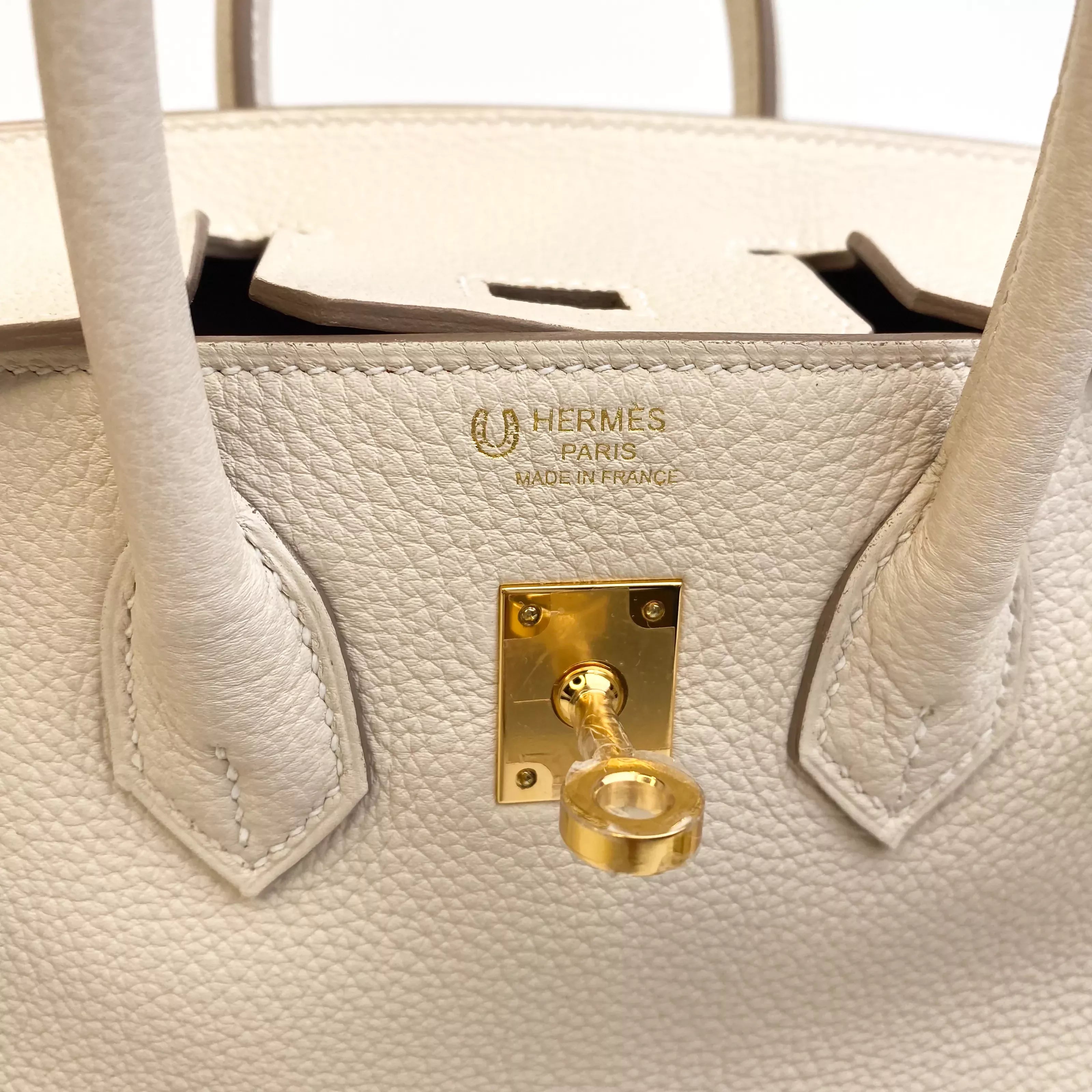 Hermès Birkin 25 Togo Leather Beige Gold Hardware Stamp